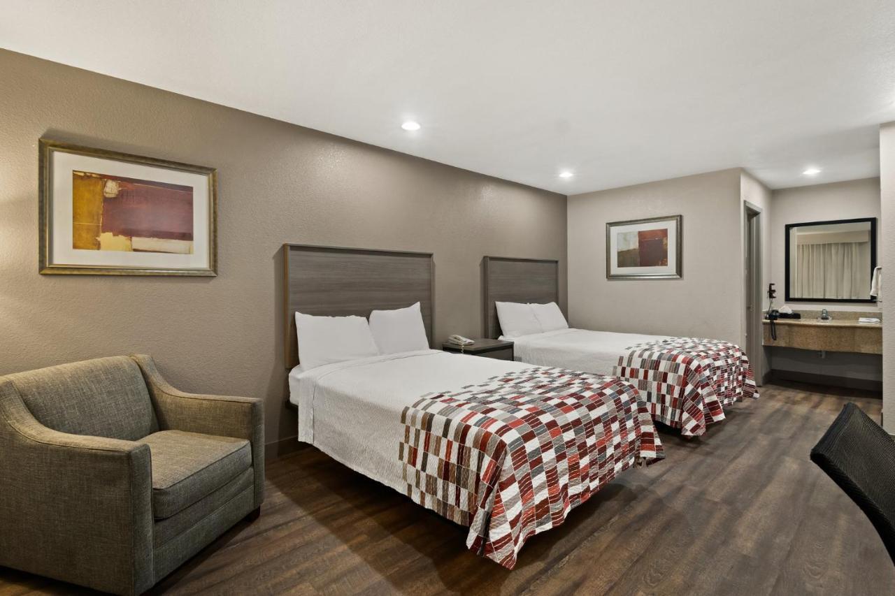 Irving Inn & Suites At Dfw Airport Екстериор снимка