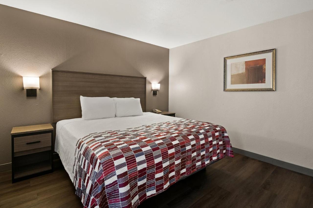Irving Inn & Suites At Dfw Airport Екстериор снимка