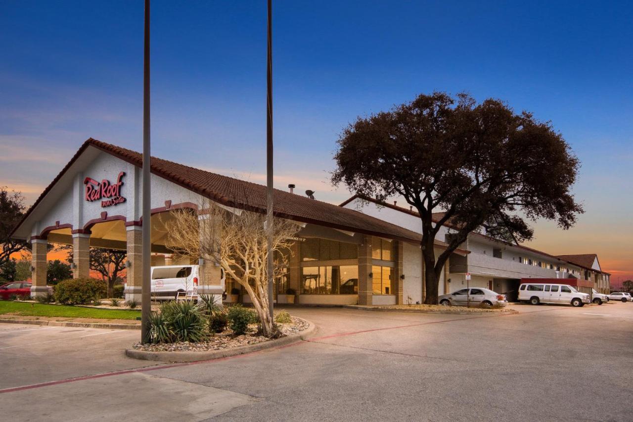 Red Roof Inn & Suites Irving - Dfw Airport South Екстериор снимка