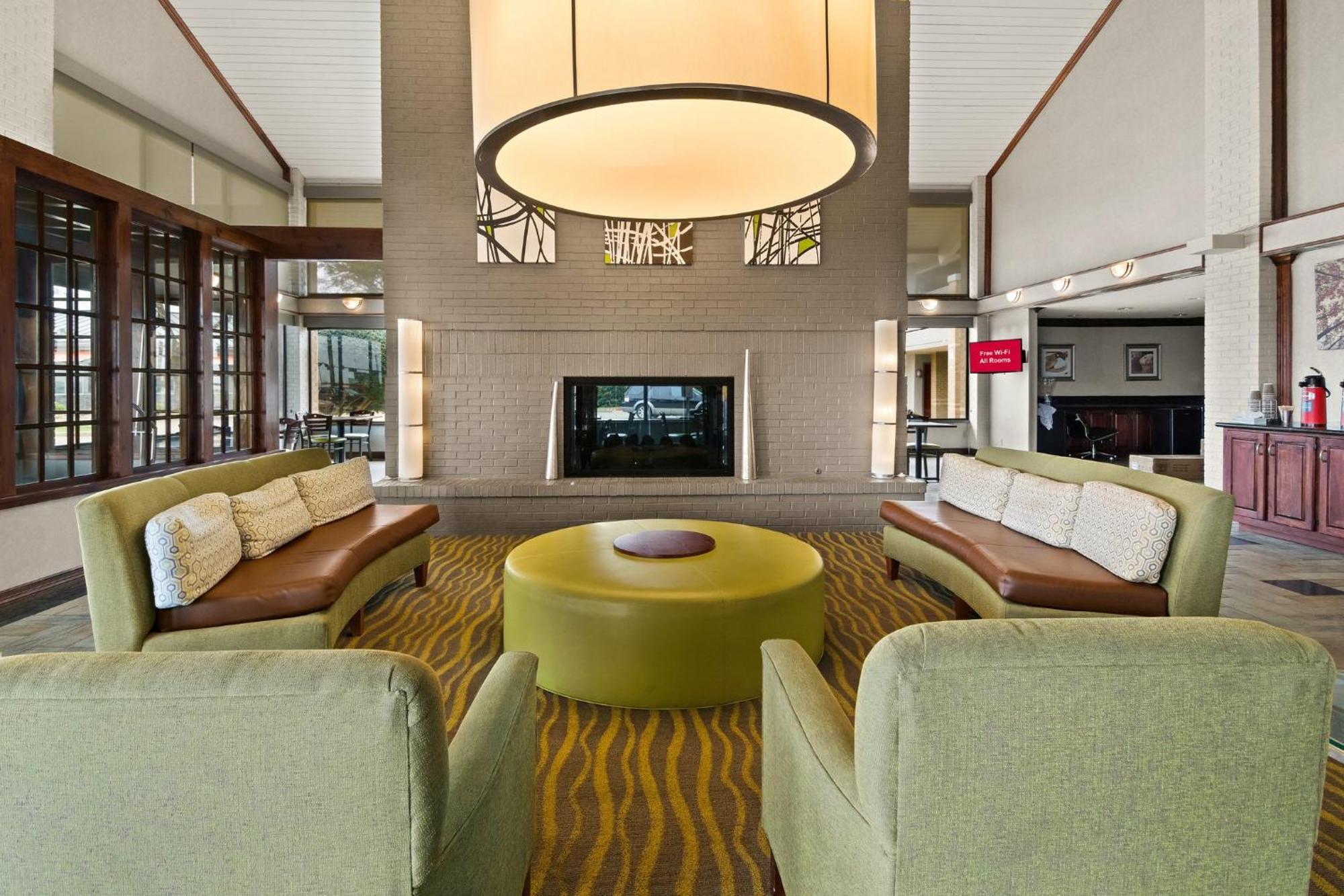Irving Inn & Suites At Dfw Airport Екстериор снимка
