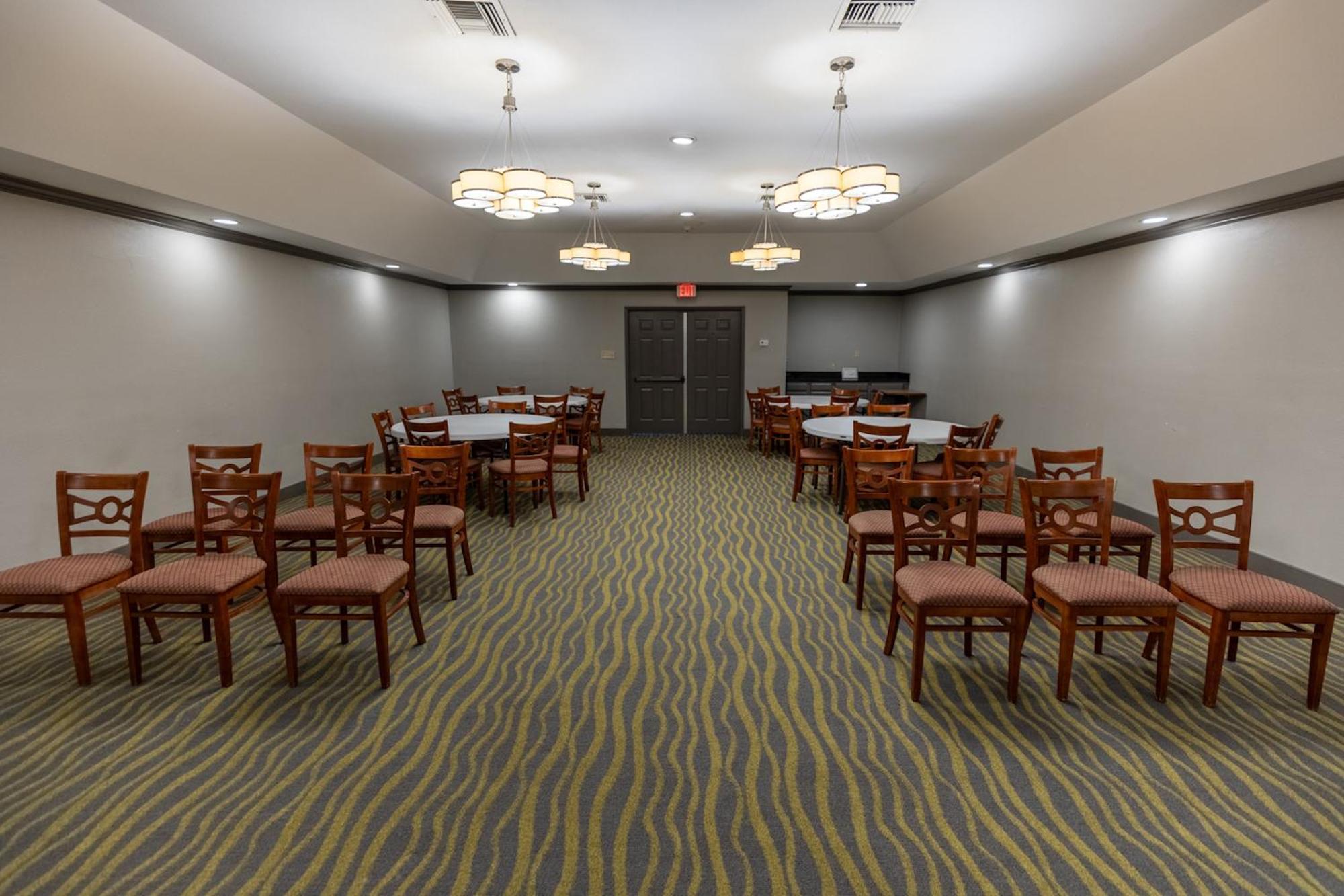 Irving Inn & Suites At Dfw Airport Екстериор снимка