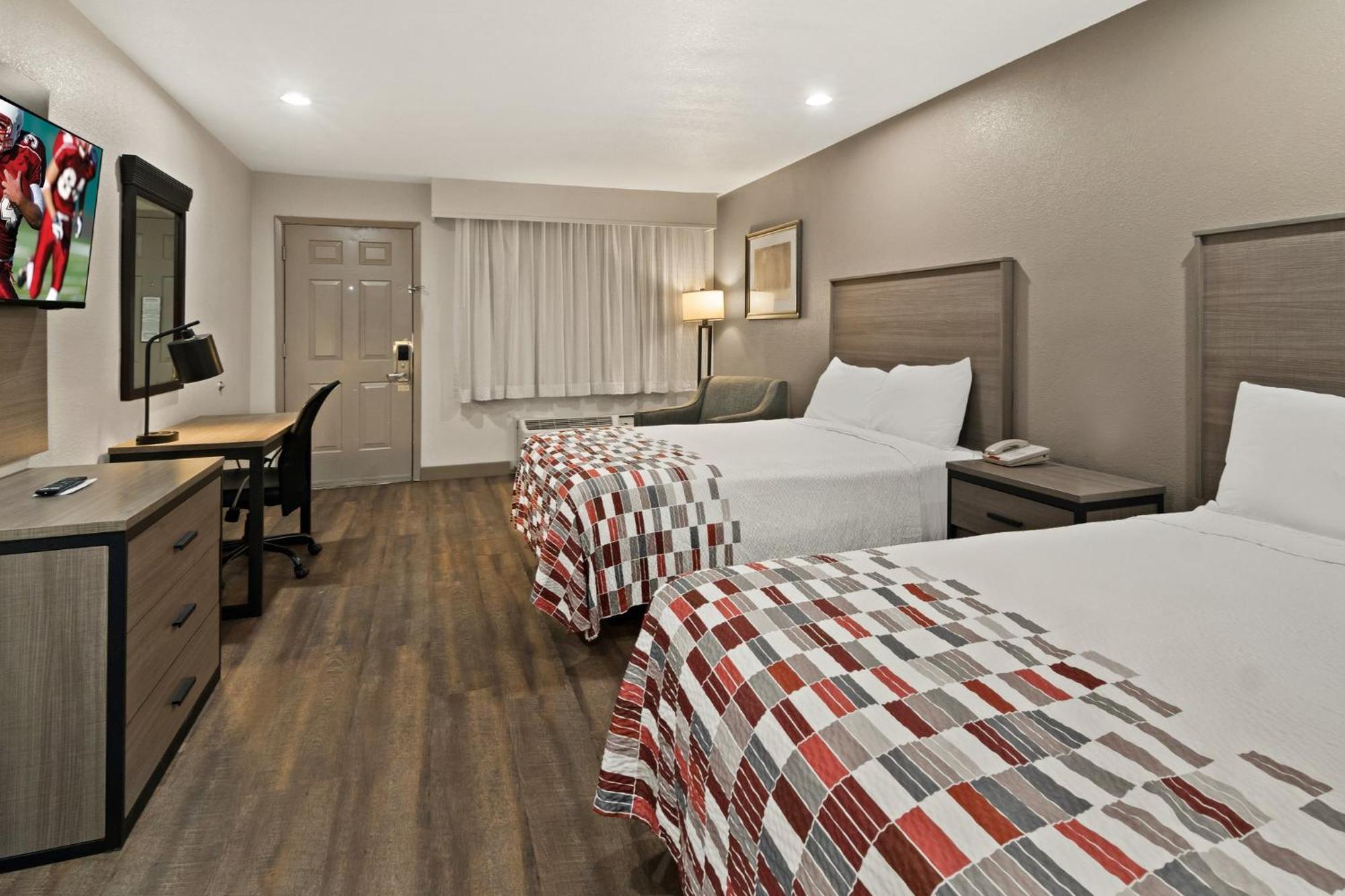 Irving Inn & Suites At Dfw Airport Екстериор снимка