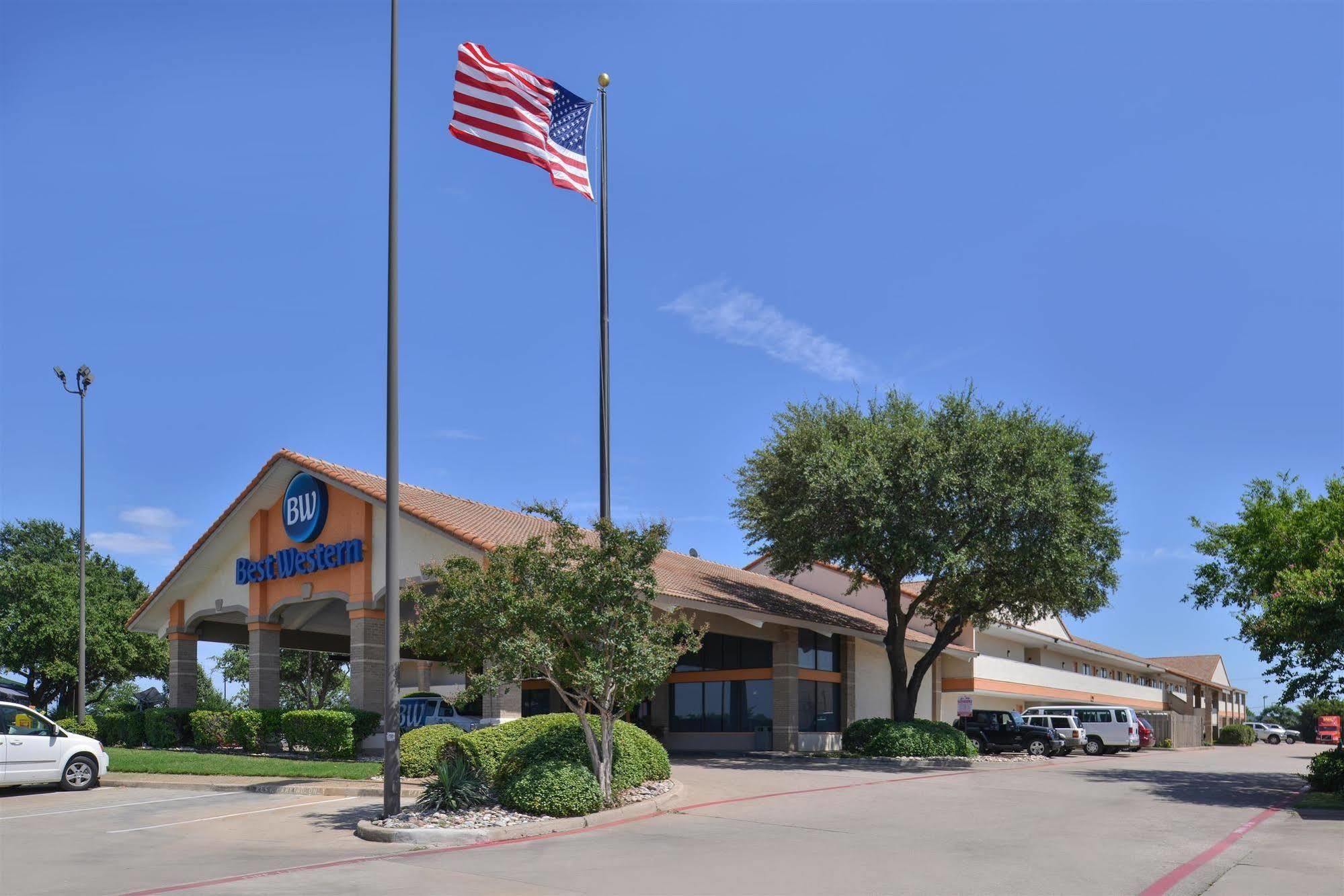 Irving Inn & Suites At Dfw Airport Екстериор снимка