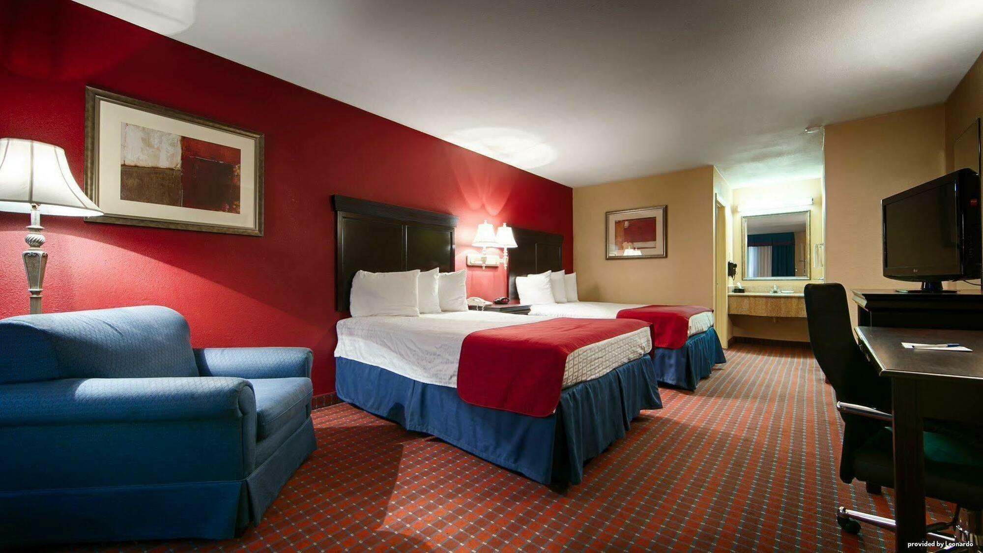 Irving Inn & Suites At Dfw Airport Екстериор снимка